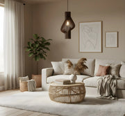 Houten-hanglamp-Amara-woonkamer