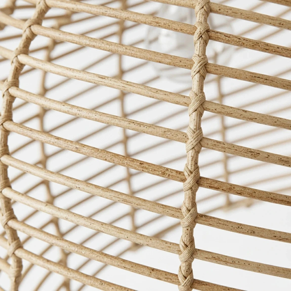 Rotan-hanglamp-lume-close-up